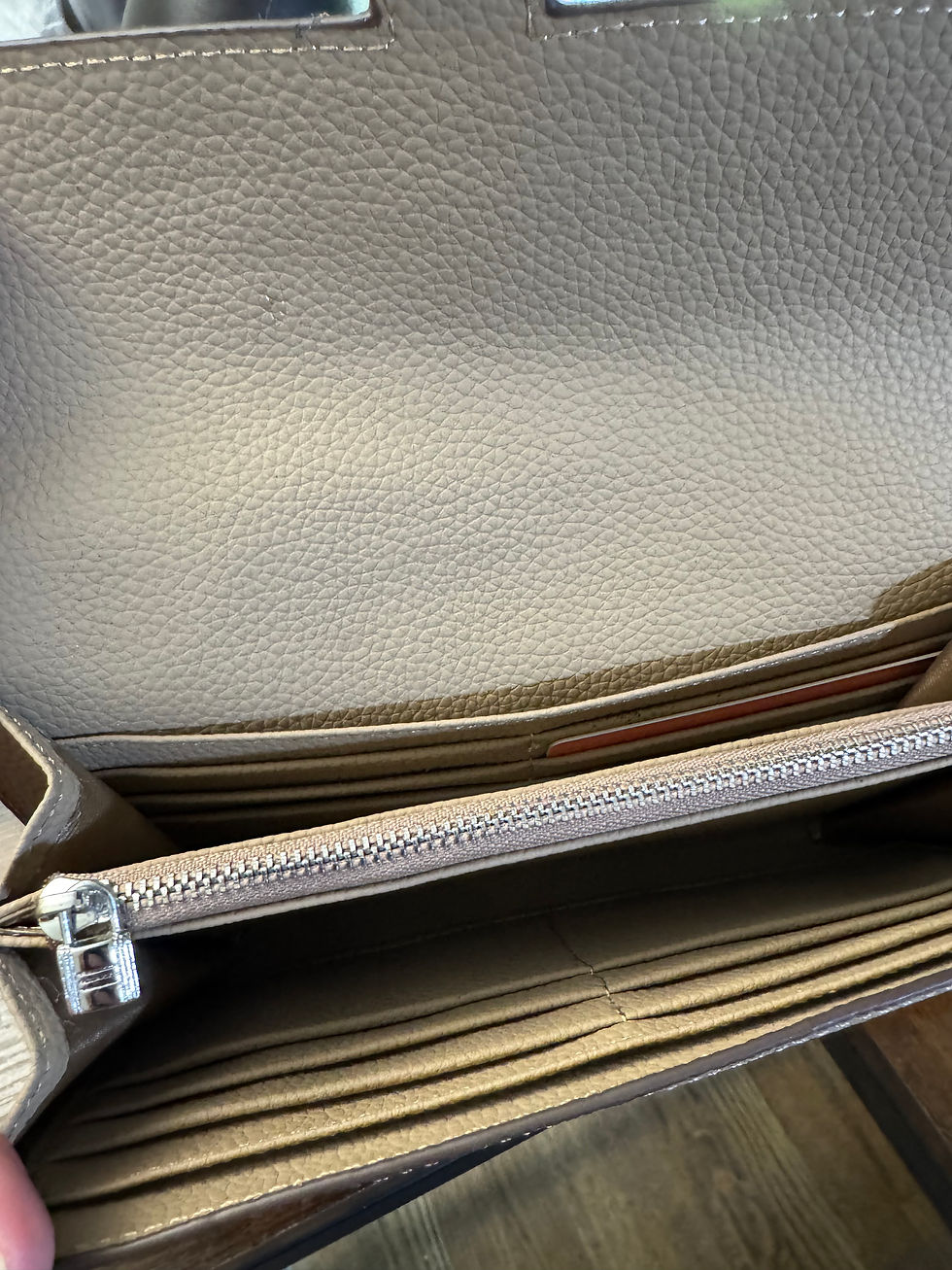Thumbnail: Constance wallet, long, khaki
