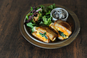 ベーコンエッグメルトサンド