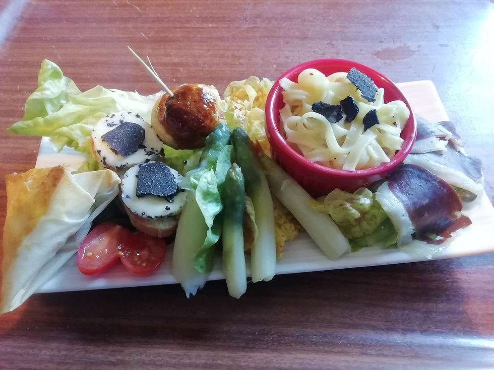 une entrée à déguster pour un dîner en chambre, en découvrant toutes les saveurs de la truffe du Périgord