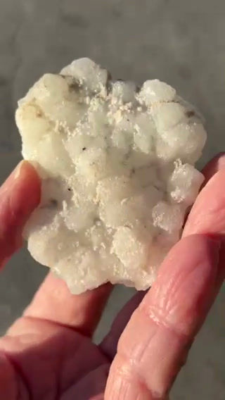 Thumbnail: Apophyllite Specimen
