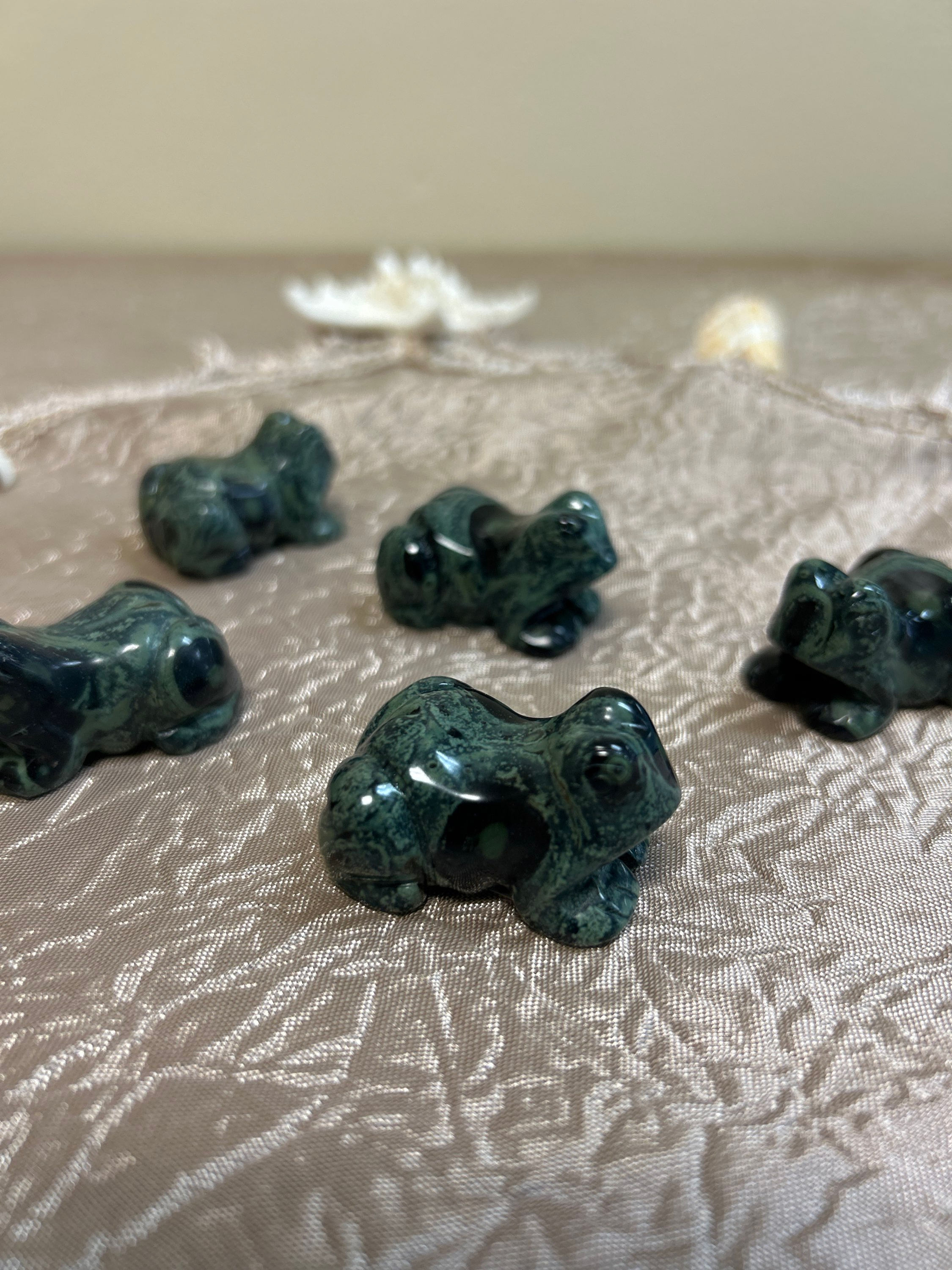 Kambaba Jasper Crystal Frog Carving