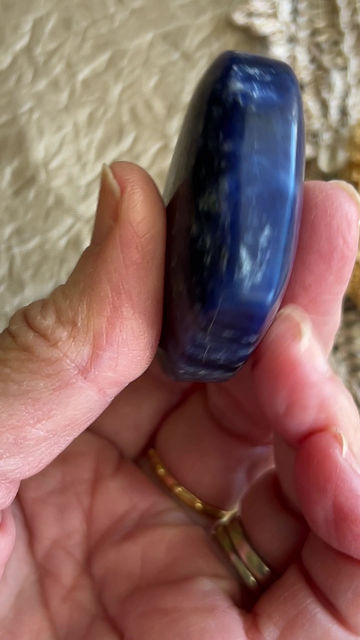 Thumbnail: Sodalite Crystal Heart