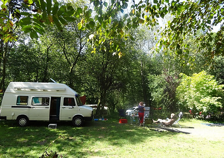 campinglecanada-chiny-semois-ardennes-belgique-motorhomes.jpg