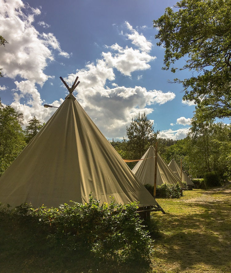 camping-canada-semois-ardenne-location-insolite-tipi