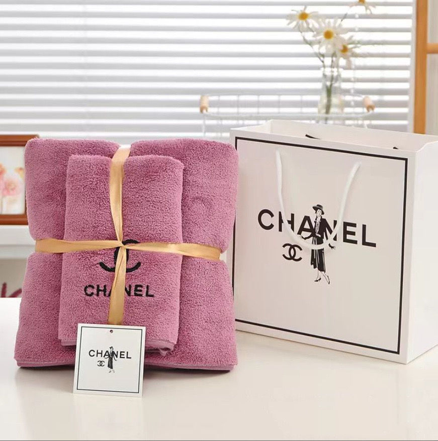Thumbnail: cc-bath towel-5130002