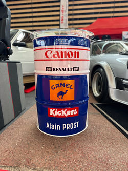 Mange debout fût avec table en plexiglass