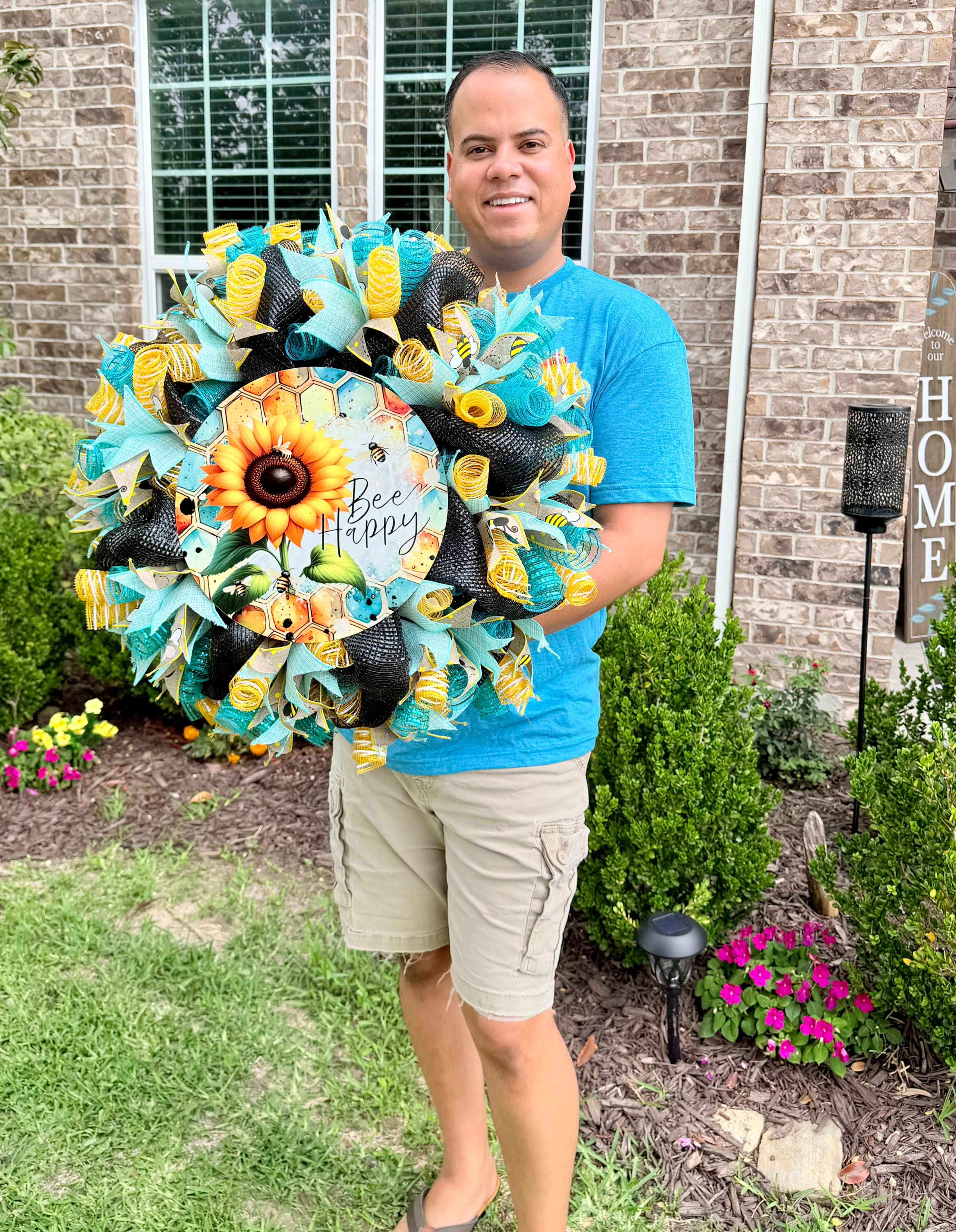 Bee Happy Wreath(4 Week Turnaround)