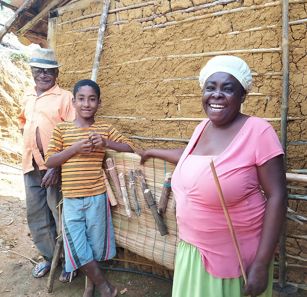 2018_Gregória e família_edited.jpg