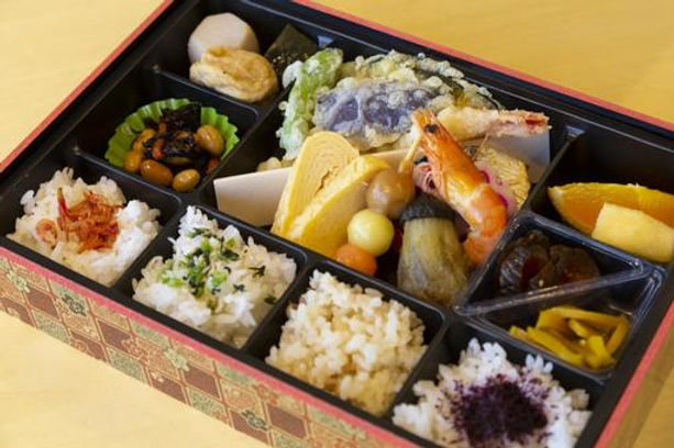 仕出し弁当2.jpeg