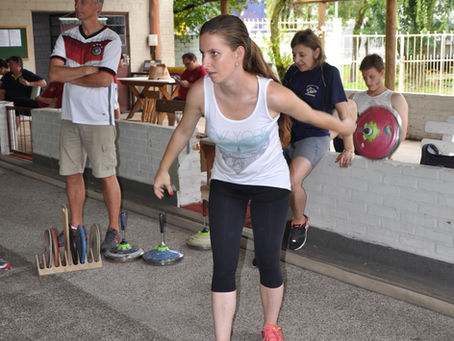 Casais se divertem em torneio de stocksport 