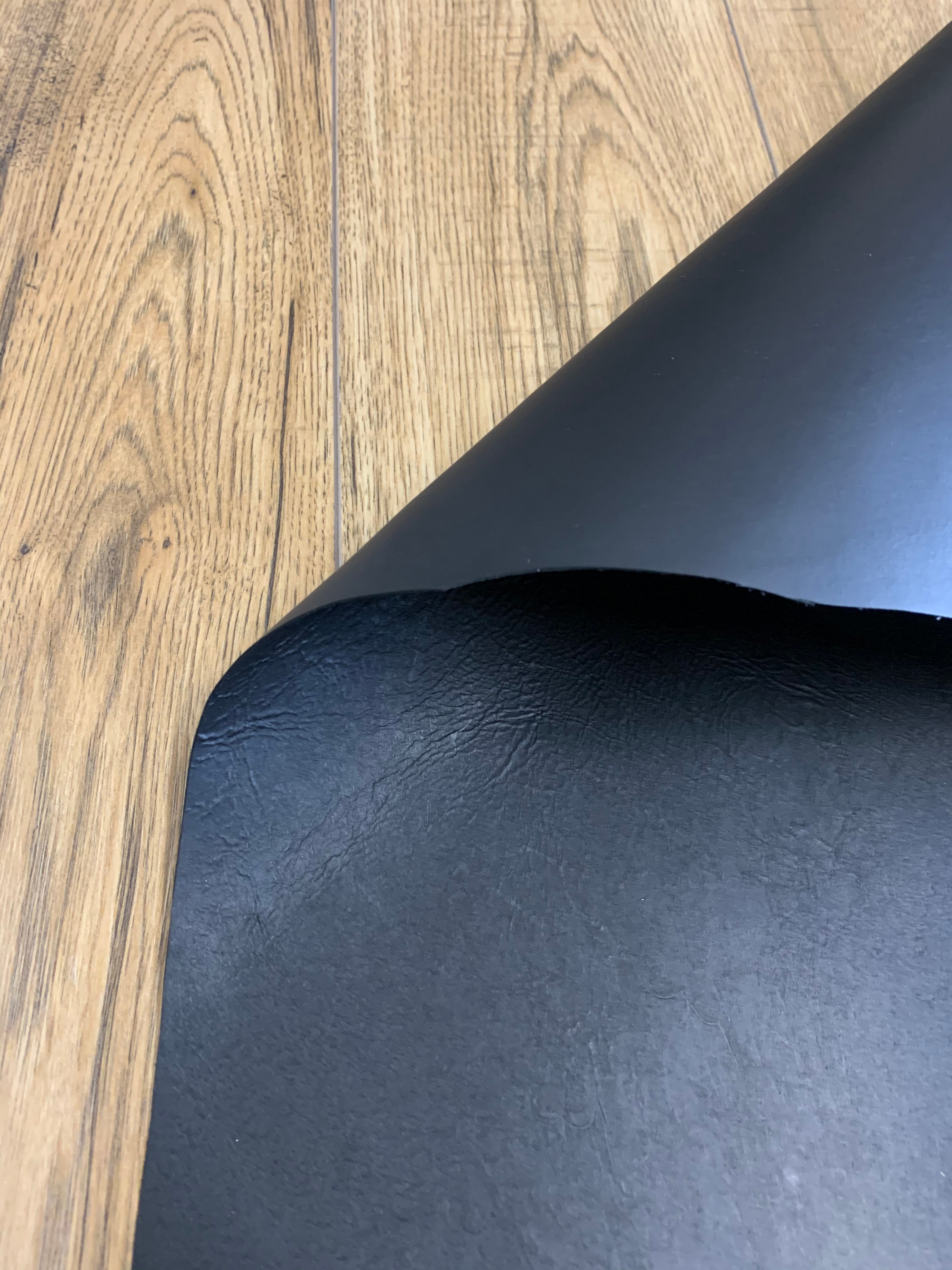 DELUXE KANGAROO IN MATT BLACK .5 - .1mm