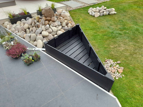 Triangular Planter Layout Triangular Planter Large 180L 140cm | Hillsigns