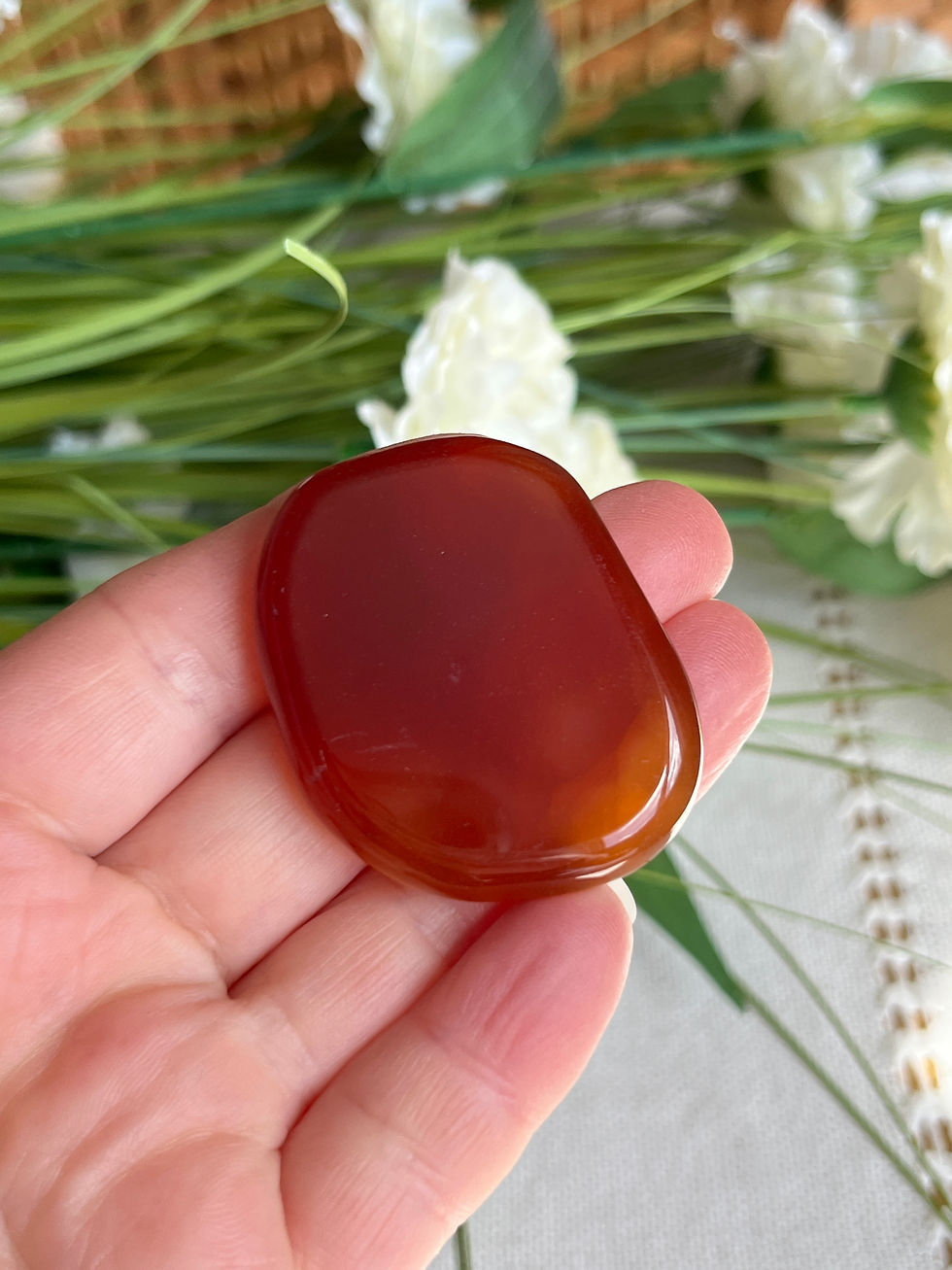 Thumbnail: Carnelian crystal smooth stone