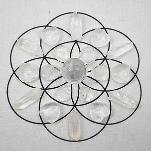 Crystal+Awareness+Course_Quartz+grid+copy.jpeg