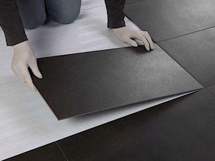 Misterbricolo pose son carrelage sans colle ...