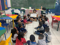 Proposta didática de professora da rede municipal é apresentada em curso nacional de especialização