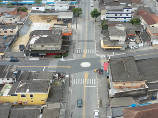 Concluídas as melhorias na sinalização de solo da Rua Joana de Menezes Faro em Vicente de Carvalho