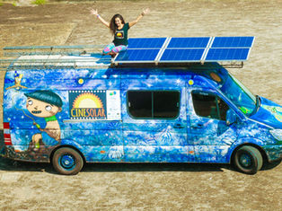 Cinema sustentável do CineSolar desembarca em Guarujá nesta terça-feira (9)