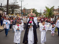 Festividades de Santa Rosa de Lima se encerram em Guarujá com a tradicional quermesse