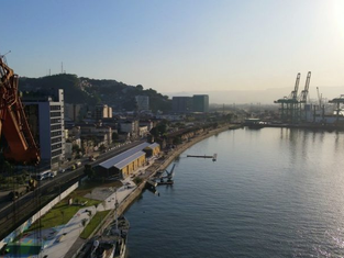 Santos inaugura nova passarela que conecta o Parque Valongo ao Centro Histórico