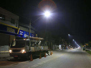 Prefeitura de Guarujá inaugura iluminação 100% LED em ciclovias de Morrinhos