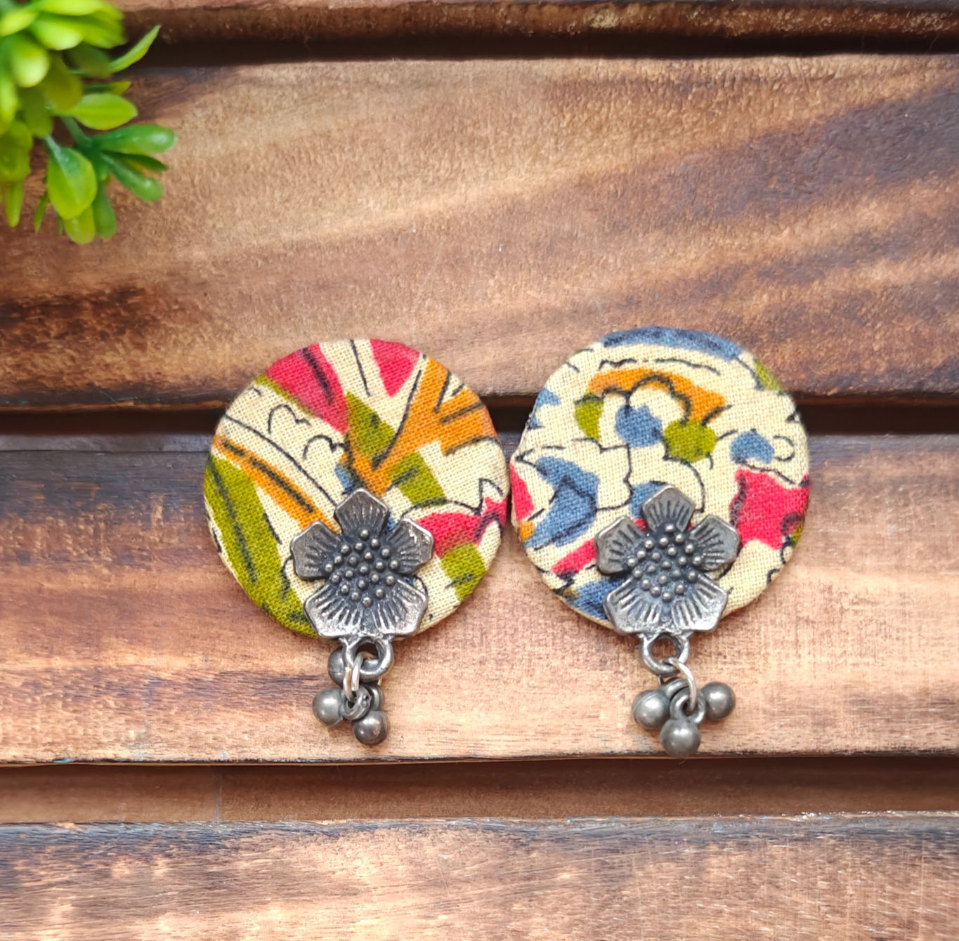 Stud - Panchrangi Circles