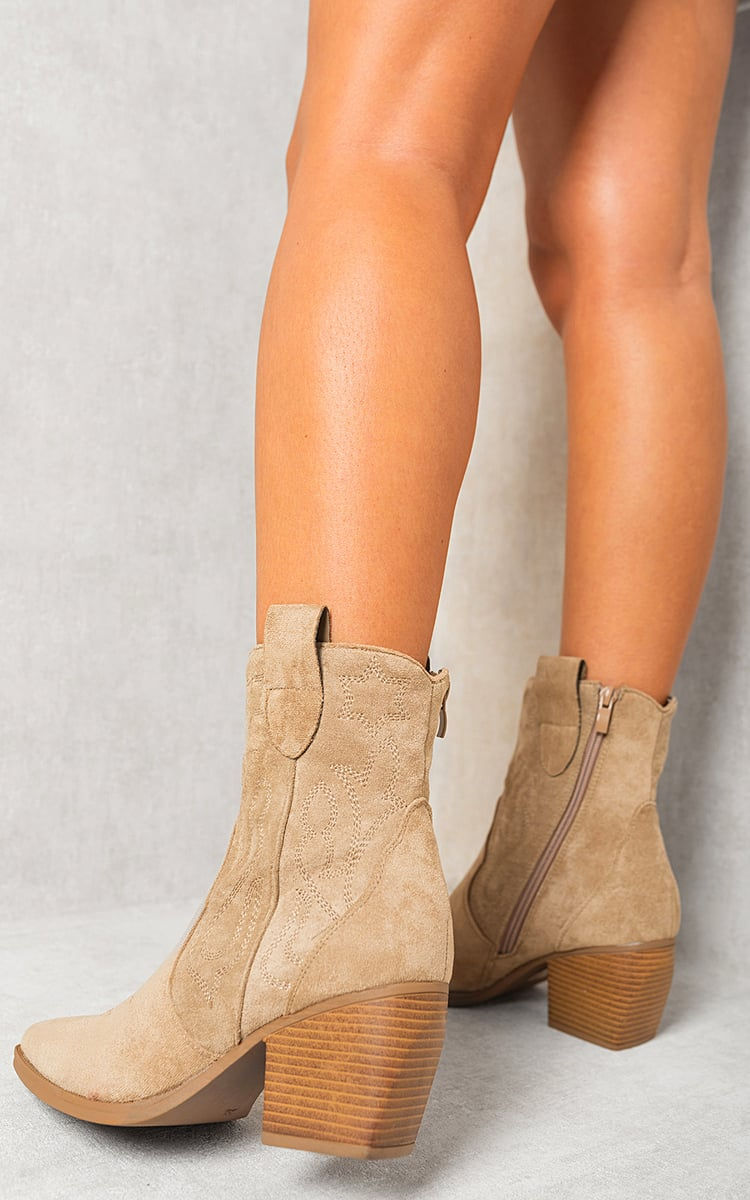 Thumbnail: Ladies Khaki Suede Comfy Cowboy Stylish Ankle Boots