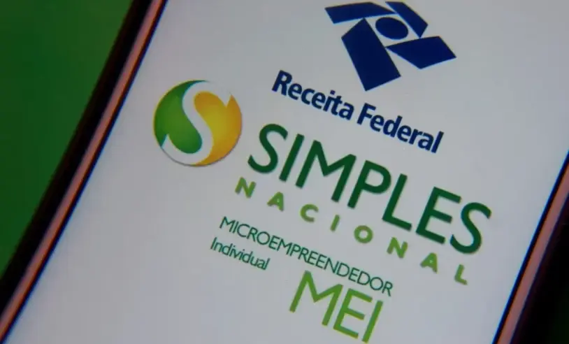 Entenda como a falta de escrituração contábil pode gerar uma tributação de até 27,5% no seu ajuste anual.