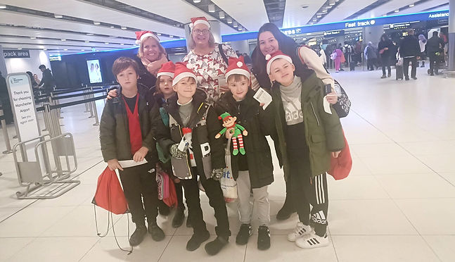 the 2023 group going off to the Santa Flight