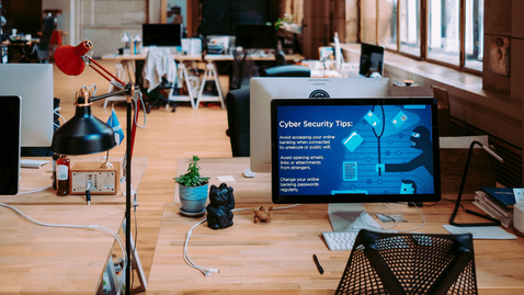 Customizing Screen Savers: Ultimate Tool for Effective Communication and Branding in the Workplace