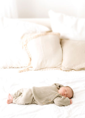 Newborn Fotoshooting im Fotostudio in Saarbrücken