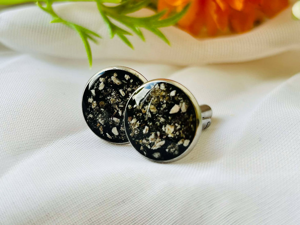 Thumbnail: Circle Keepsake Inclusion Cufflinks