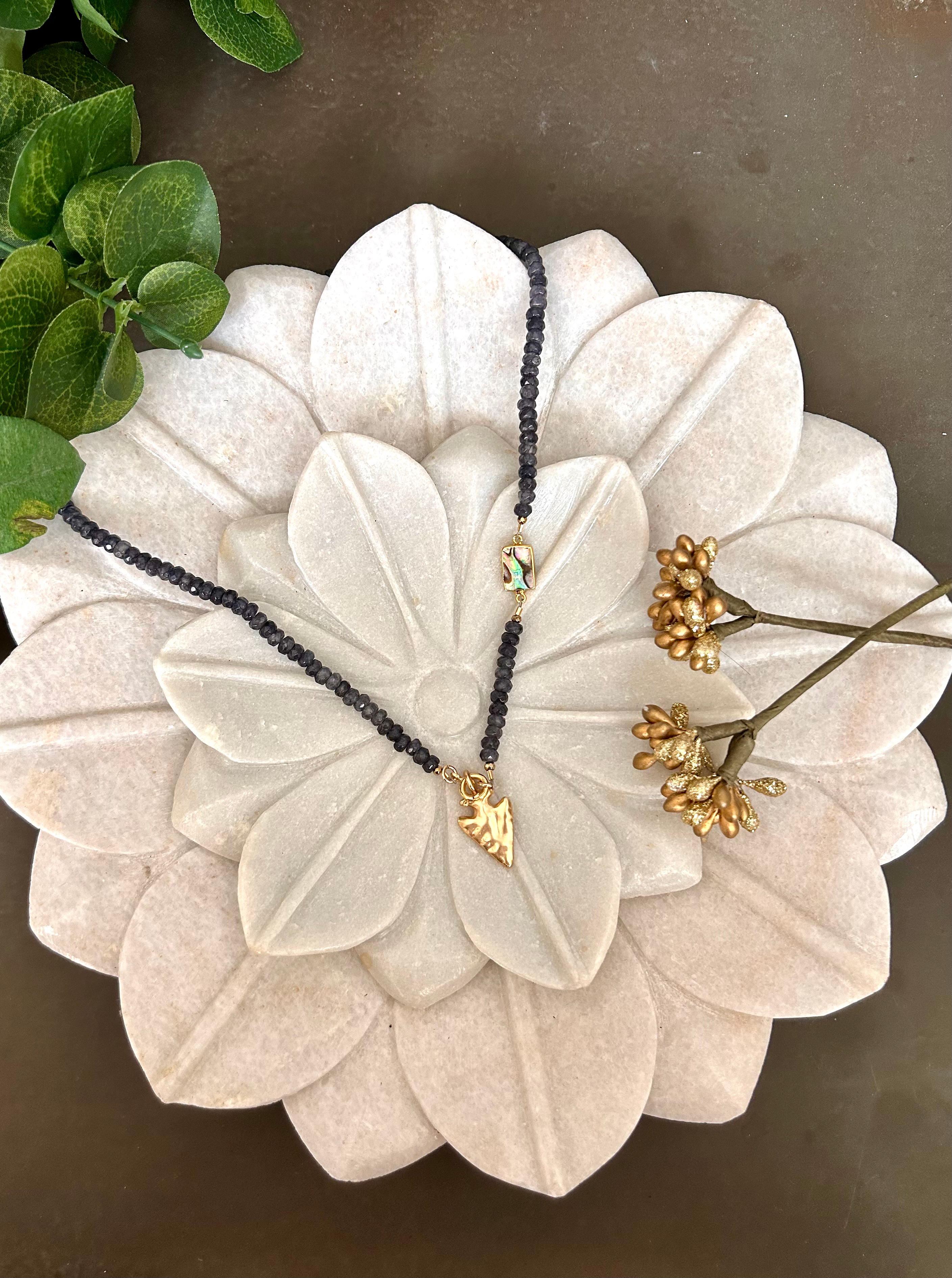 Paua Shell andArrowhead wanderer necklace in gray blue agates