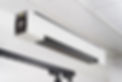VOMO-AirCom-Pro-7 - Produkt Bild eines Luftreinigers an der Decke montiert