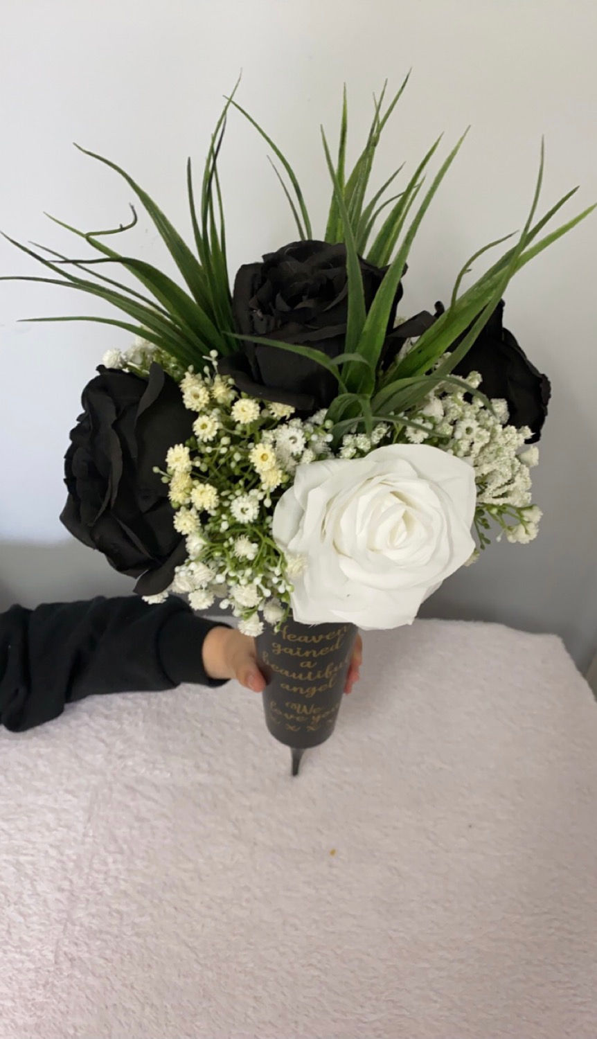 Thumbnail: Personalised Memorial Spike