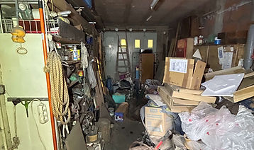 garage avant bon débarraque.jpg