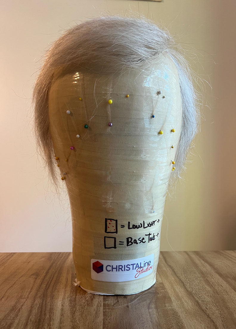 Fully hand-tied medical wig