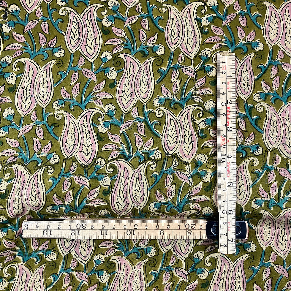 Thumbnail: P4396 Paisley Bower