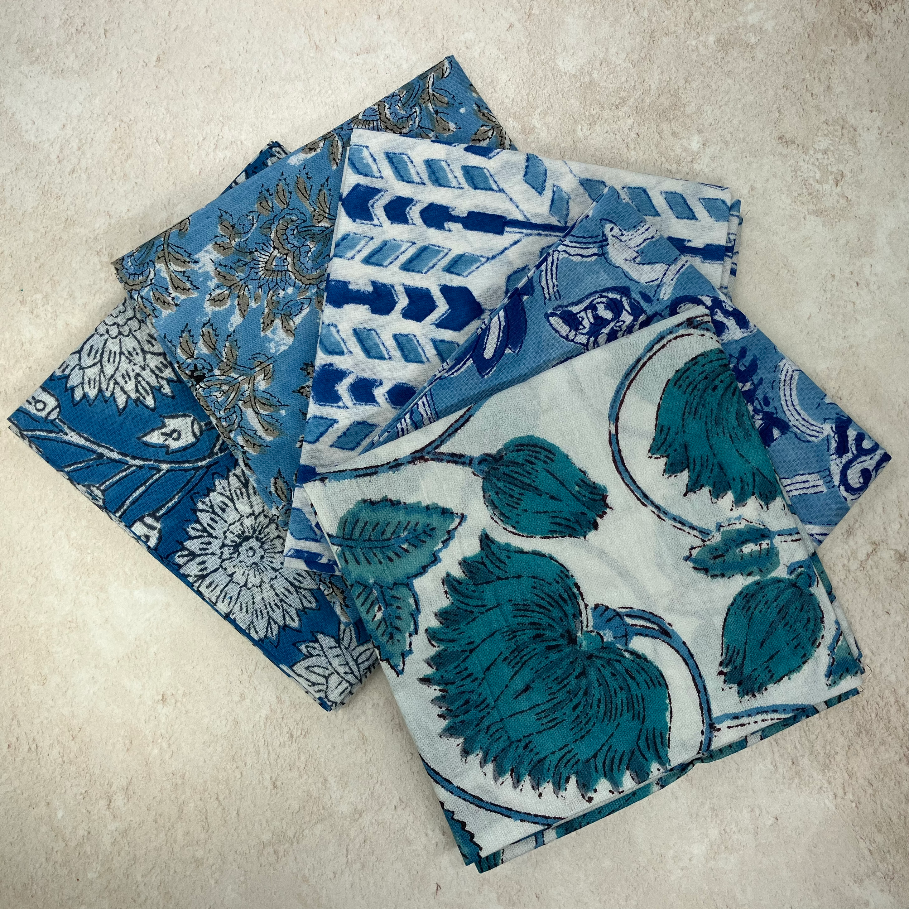 FQB8 Fat Quarter Bundle Blue/White