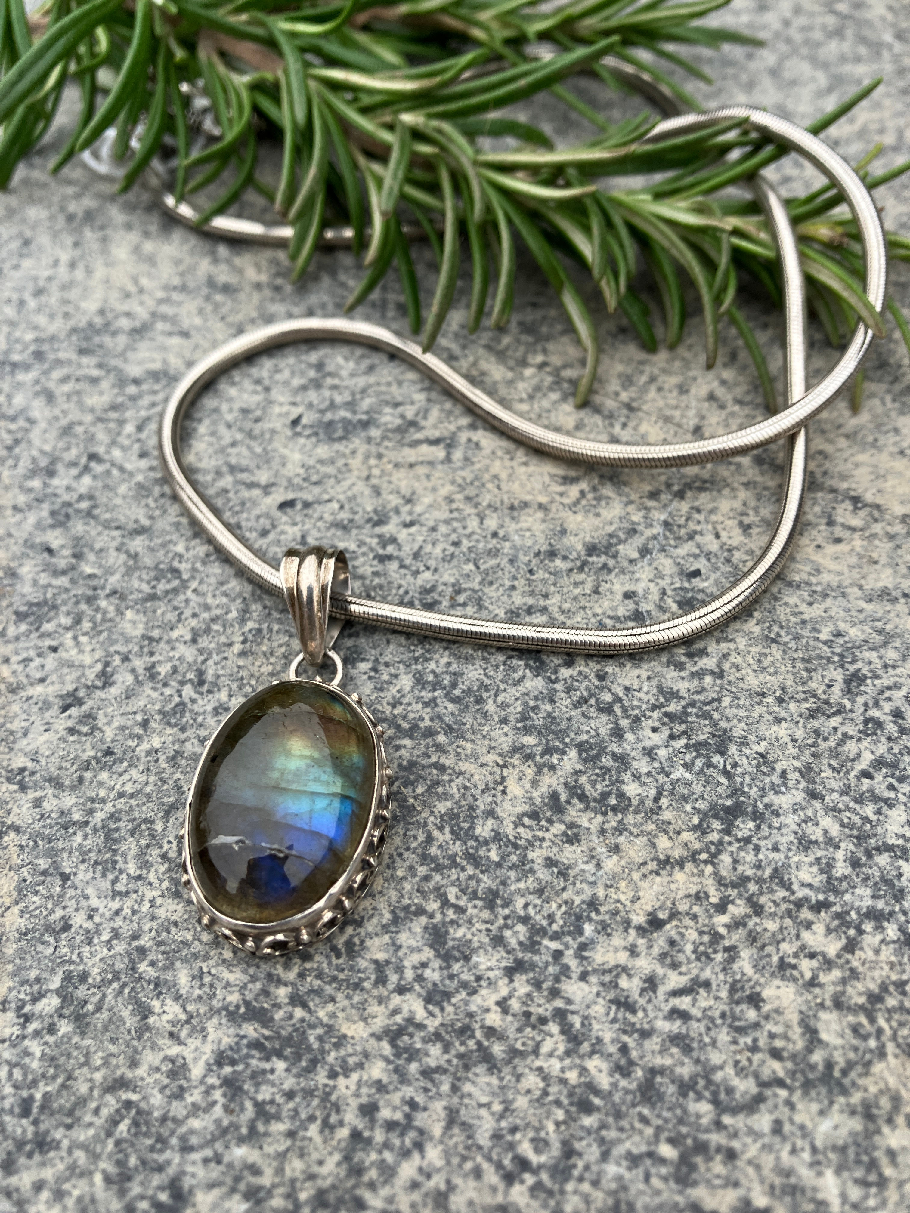 Labradorite Silver Snake Chain Necklace