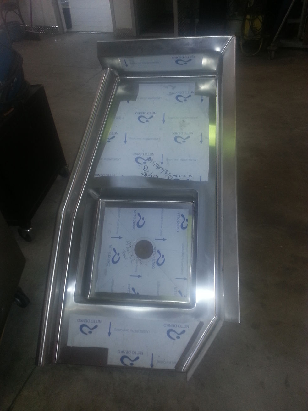 Stainless steel Dishtables with rack shelf