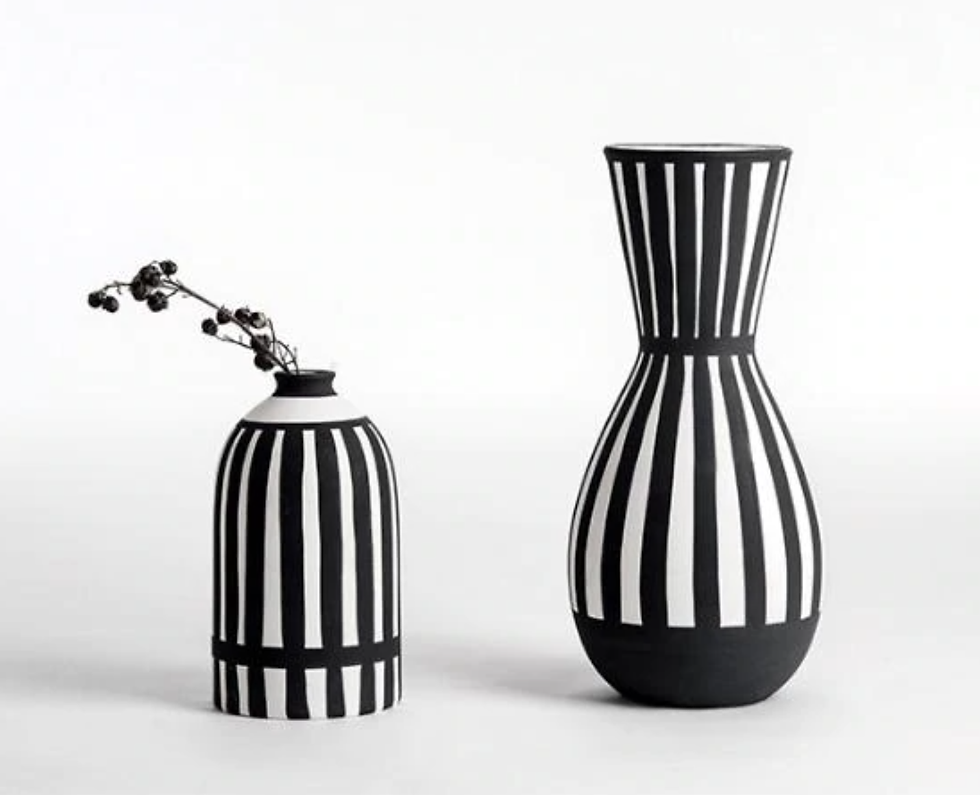 Set de Floreros de cerámica con rayas negras
