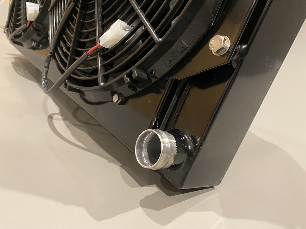 Thumbnail: Defender v8 alloy radiator
