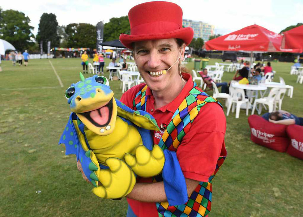 Puppetrix Roving ventriloquist with dragon puppet