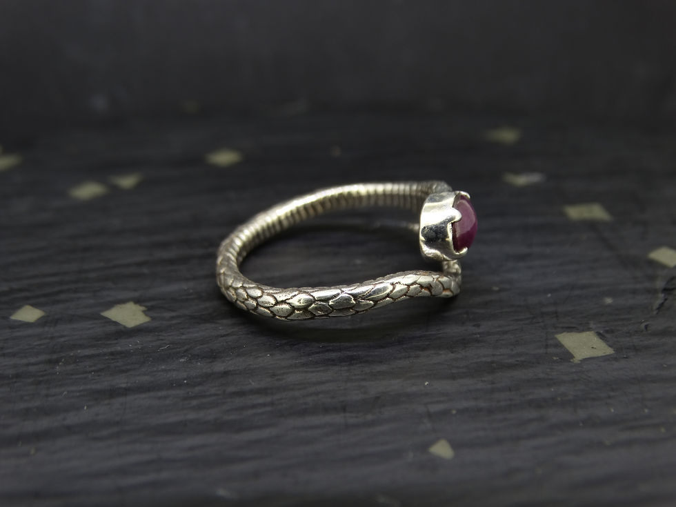 Thumbnail: Natural Pink Star Ruby Sterling Silver Serpent Ring