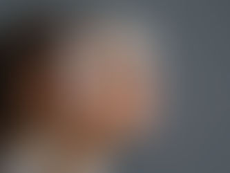 Older People Are Sharing The Unexpected Signs Of Aging That Hit You Like A Truck Once You Turn 40, And My Joints Started Aching Just Reading These