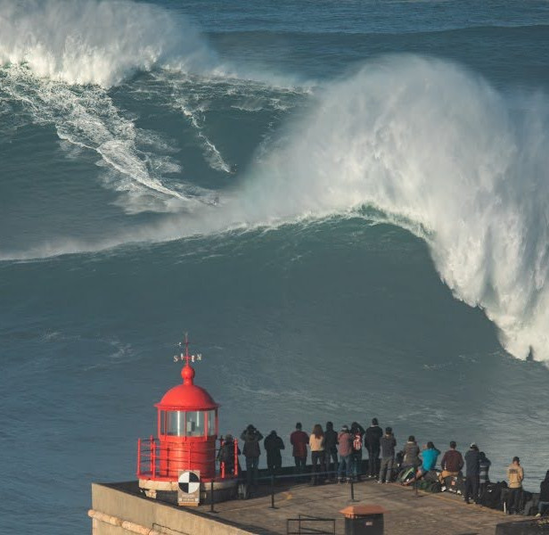 nazare-ondas.jpg