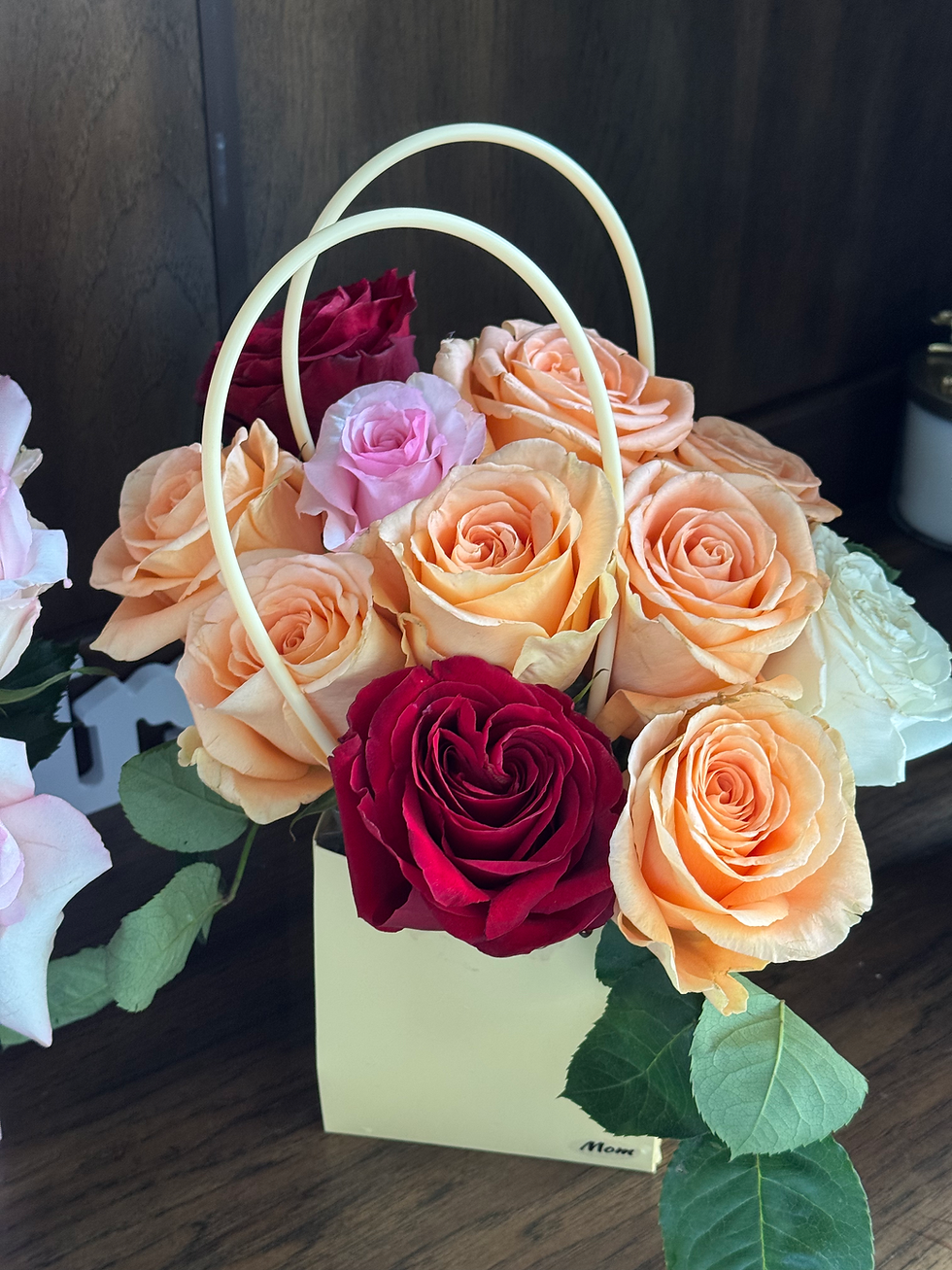 Thumbnail: Fresh flower purse centerpiece floral box-square