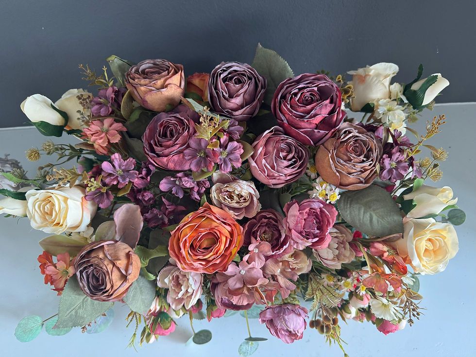 Thumbnail: Flower tower sweetheart table centerpiece garland