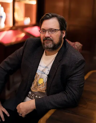 brandon sanderson headshot.webp